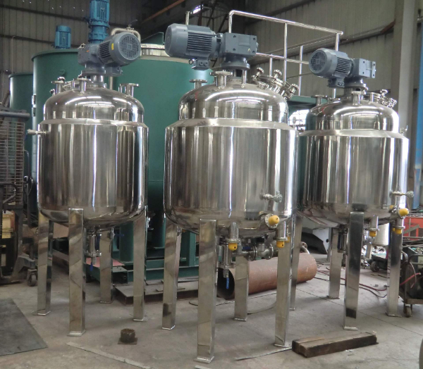 專業回收食品設備回收空調冷庫設備拆除不銹鋼罐